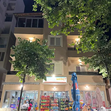 Seaside Huqi Durrës